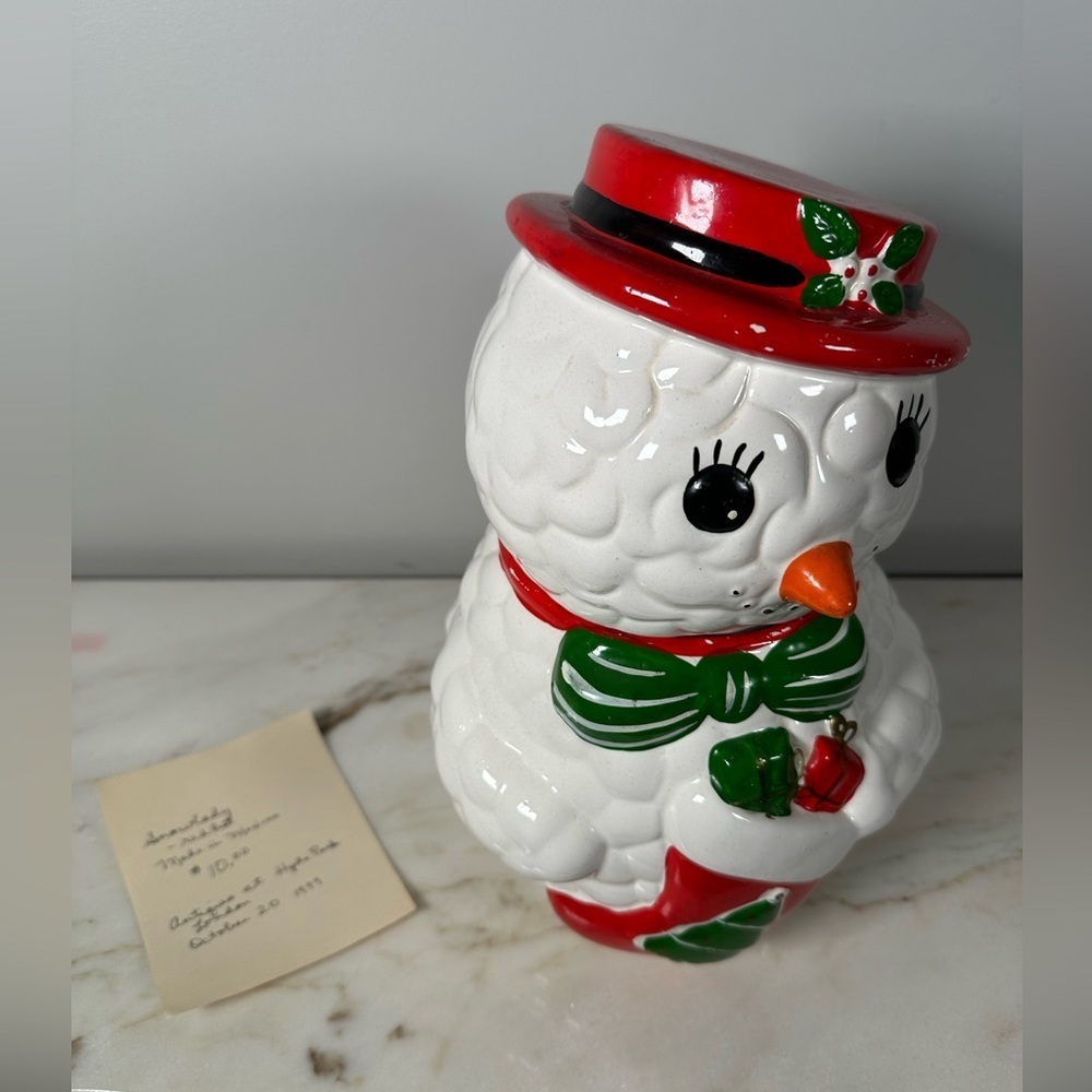 Vintage Snow Lady Bow & Hat Cookie Jar White, Red, Green Carrot Nose Mistletoe - Picture 9 of 11